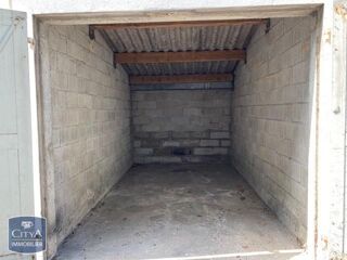  Parking / Garage � vendre 
