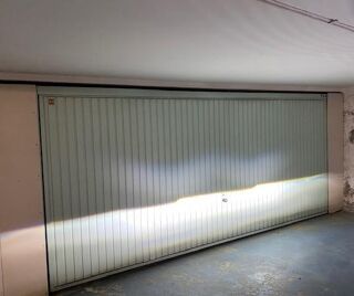  Parking / Garage  vendre 