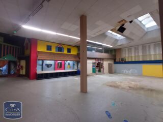  Immeuble  vendre 700 m