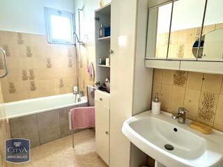  Appartement  vendre 2 pices 61 m