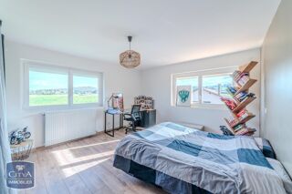  Maison  vendre 5 pices 161 m