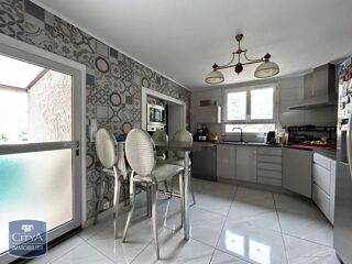  Appartement  vendre 4 pices 84 m