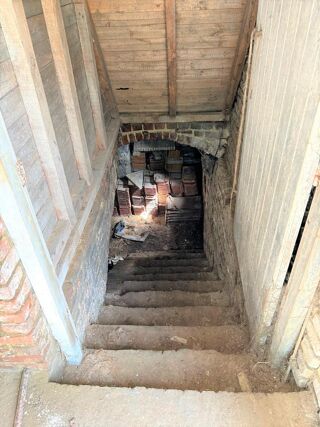  Maison  vendre 9 pices 280 m