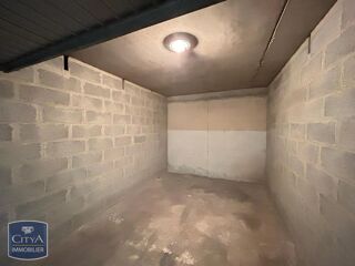  Parking / Garage � vendre 
