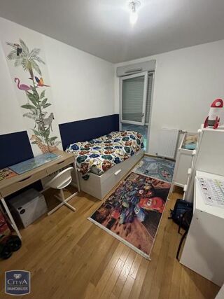  Appartement � vendre 4 pi�ces 77 m�