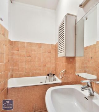  Appartement  vendre 2 pices 46 m