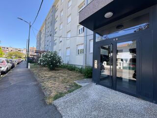  Appartement  vendre 4 pices 72 m