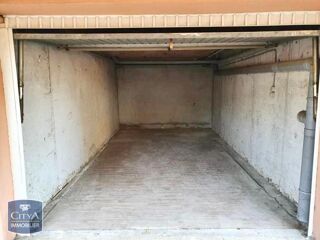  Parking / Garage � vendre 18 m�