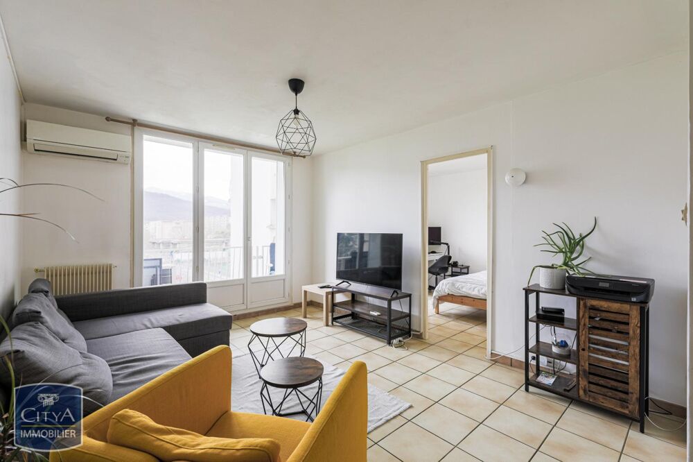 vente Appartement - 5 pièce(s) - 85 m² Saint-Martin-d'Hères (38400)