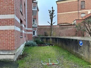  Parking / Garage � vendre 