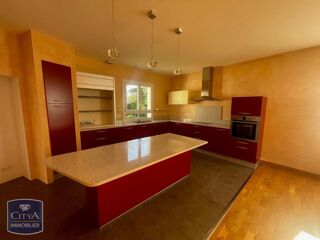  Maison  vendre 6 pices 144 m