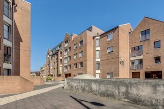  Appartement  vendre 4 pices 83 m