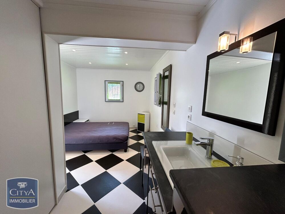 � vendre  Villa Saint-Rapha�l (83700)