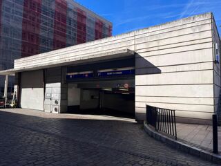  Parking / Garage � vendre 