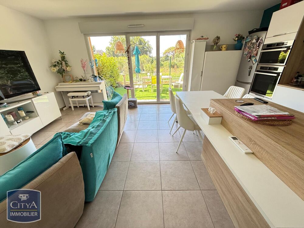 Ollioules.. Villa Type 4 (88 m2) avec garage sur 210 m2 ....