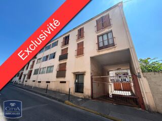  Parking / Garage  vendre 11 m