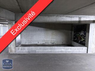  Parking / Garage � vendre 