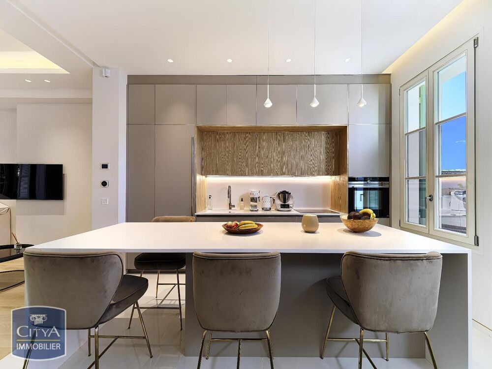 � vendre  Appartement Saint-Jean-Cap-Ferrat (06230)