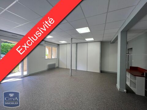 VENTE d'un local professionnel enti&egrave;rement r&eacute;nov&eacute;, id... 164000 24200 Sarlat-la-can�da