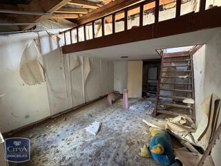  Immeuble � vendre 234 m�