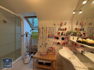  Maison  vendre 6 pices 