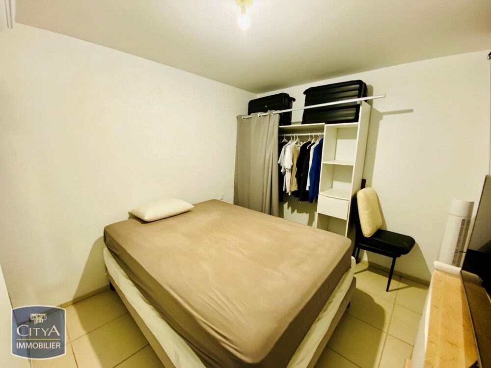 Exclusivité ETANG Saint Paul - Grand T3 avec varangue à ....