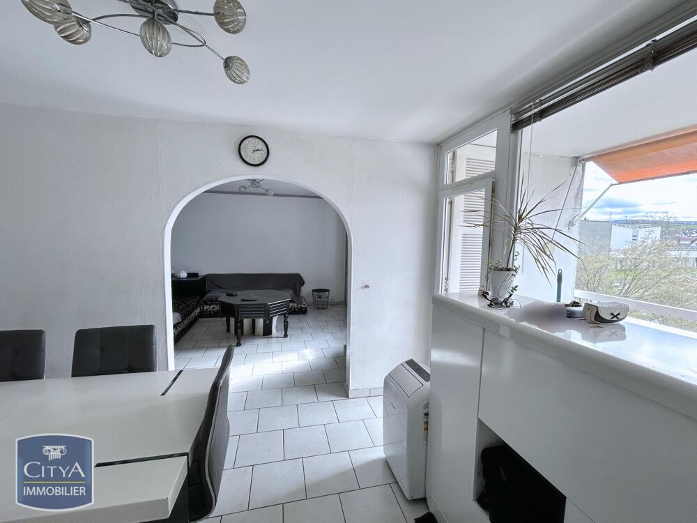 vente Appartement - 5 pièce(s) - 79 m² Rive-de-Gier (42800)