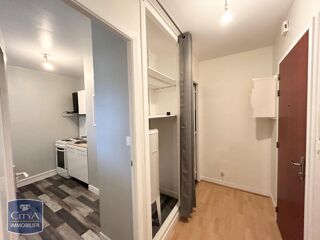  Appartement  vendre 1 pice 38 m