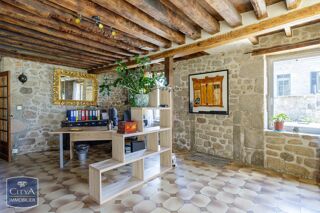  Maison � vendre 7 pi�ces 242 m�