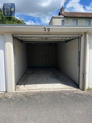  Parking / Garage  vendre 