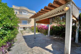  Appartement  vendre 6 pices 132 m