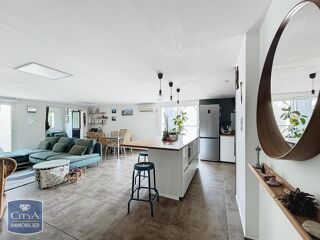  Maison � vendre 10 pi�ces 302 m�