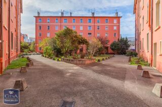  Appartement  vendre 2 pices 60 m