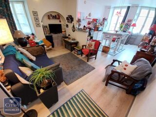  Immeuble � vendre 240 m�