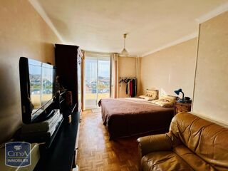  Appartement  vendre 4 pices 77 m