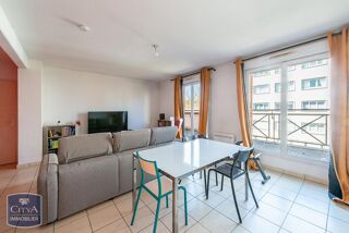  Appartement  vendre 4 pices 83 m