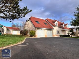  Maison � vendre 10 pi�ces 240 m�