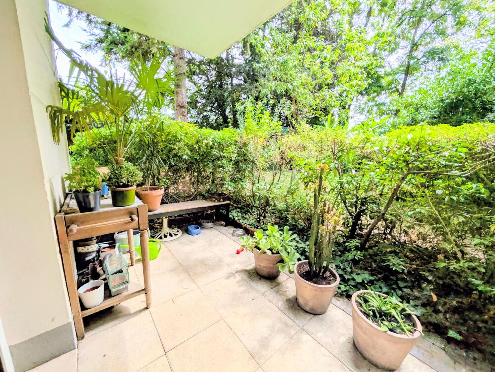 À vendre - Quartier Tranchée/Coty : Superbe T4 avec terr....