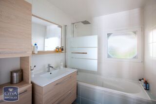  Appartement  vendre 3 pices 64 m