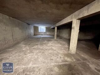  Parking / Garage  vendre 23 m