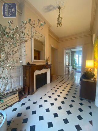  Appartement � vendre 7 pi�ces 223 m�