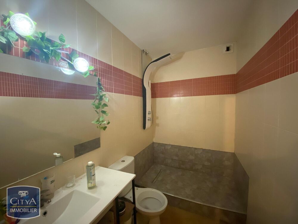 VENTE d'un appartement T2 en RDC avec locataire en place....