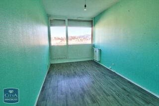  Appartement  vendre 4 pices 79 m