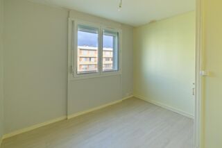  Appartement � vendre 4 pi�ces 66 m�