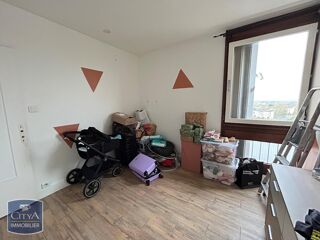  Appartement  vendre 4 pices 77 m