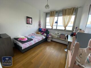  Appartement  vendre 4 pices 101 m