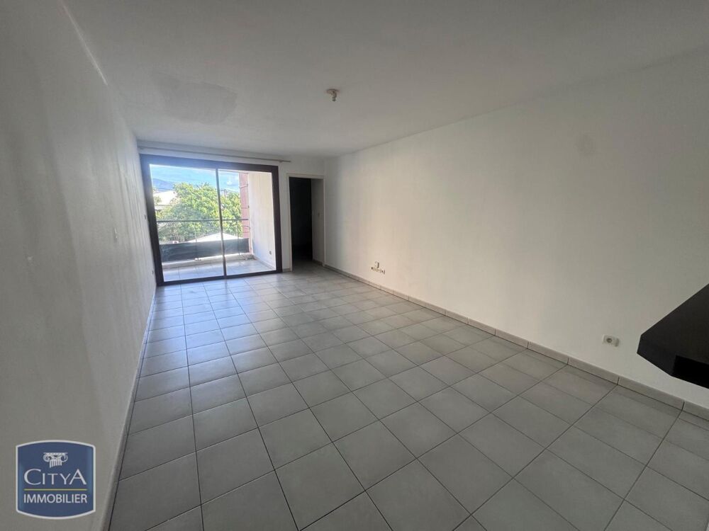VENTE d'un appartement T3 (57 m²) au 2ème étage - À VEND....
