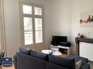  Immeuble � vendre 196 m�