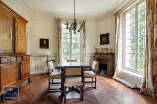  Maison  vendre 9 pices 213 m