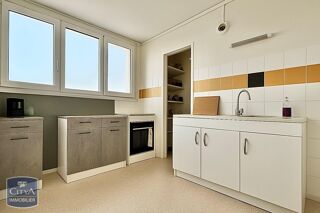  Appartement  vendre 4 pices 79 m